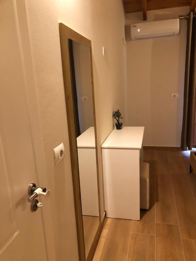 Amazing Familiar Apartments And Rooms Sarandë Buitenkant foto