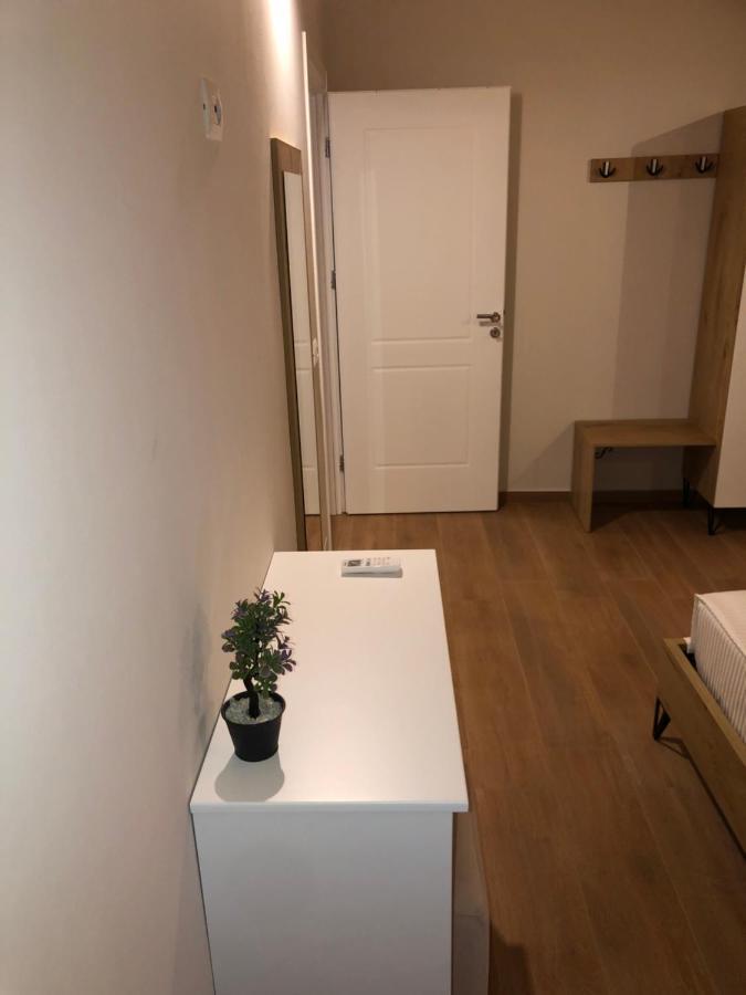 Amazing Familiar Apartments And Rooms Sarandë Buitenkant foto