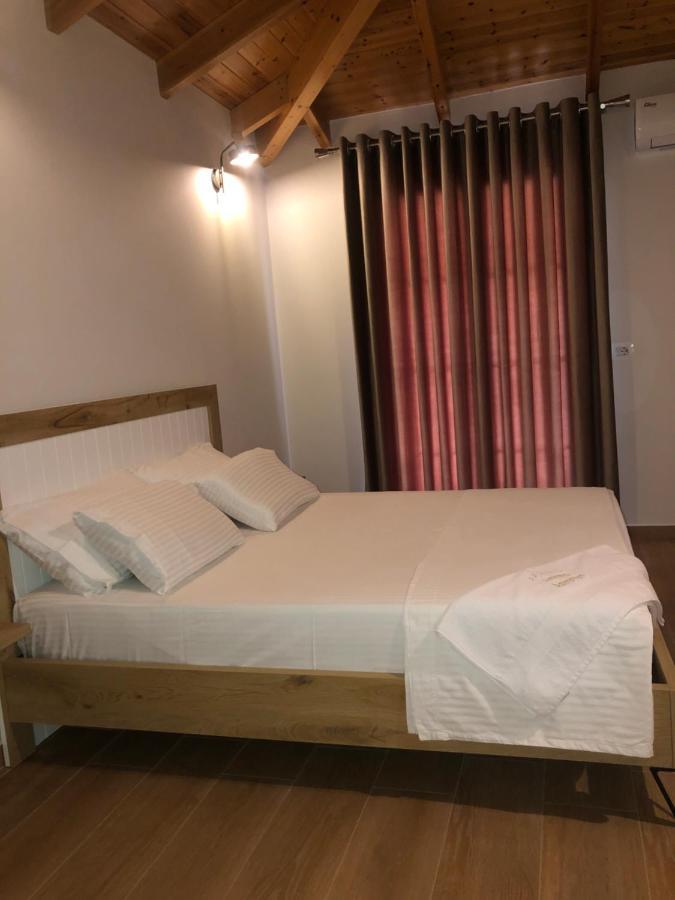 Amazing Familiar Apartments And Rooms Sarandë Buitenkant foto