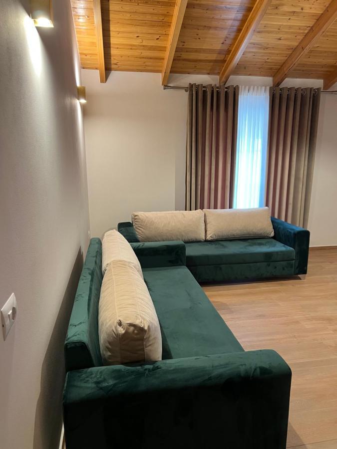 Amazing Familiar Apartments And Rooms Sarandë Buitenkant foto