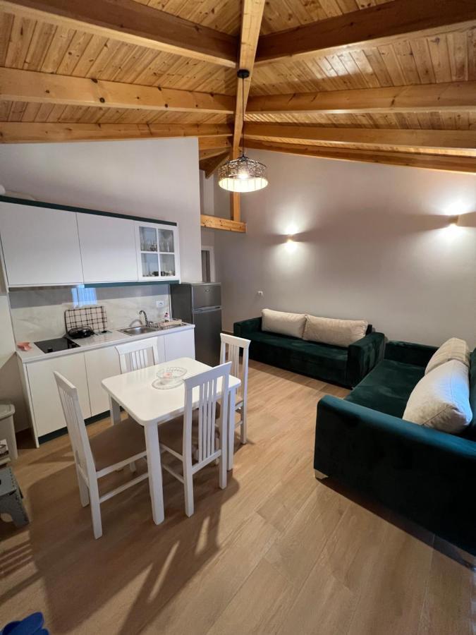 Amazing Familiar Apartments And Rooms Sarandë Buitenkant foto