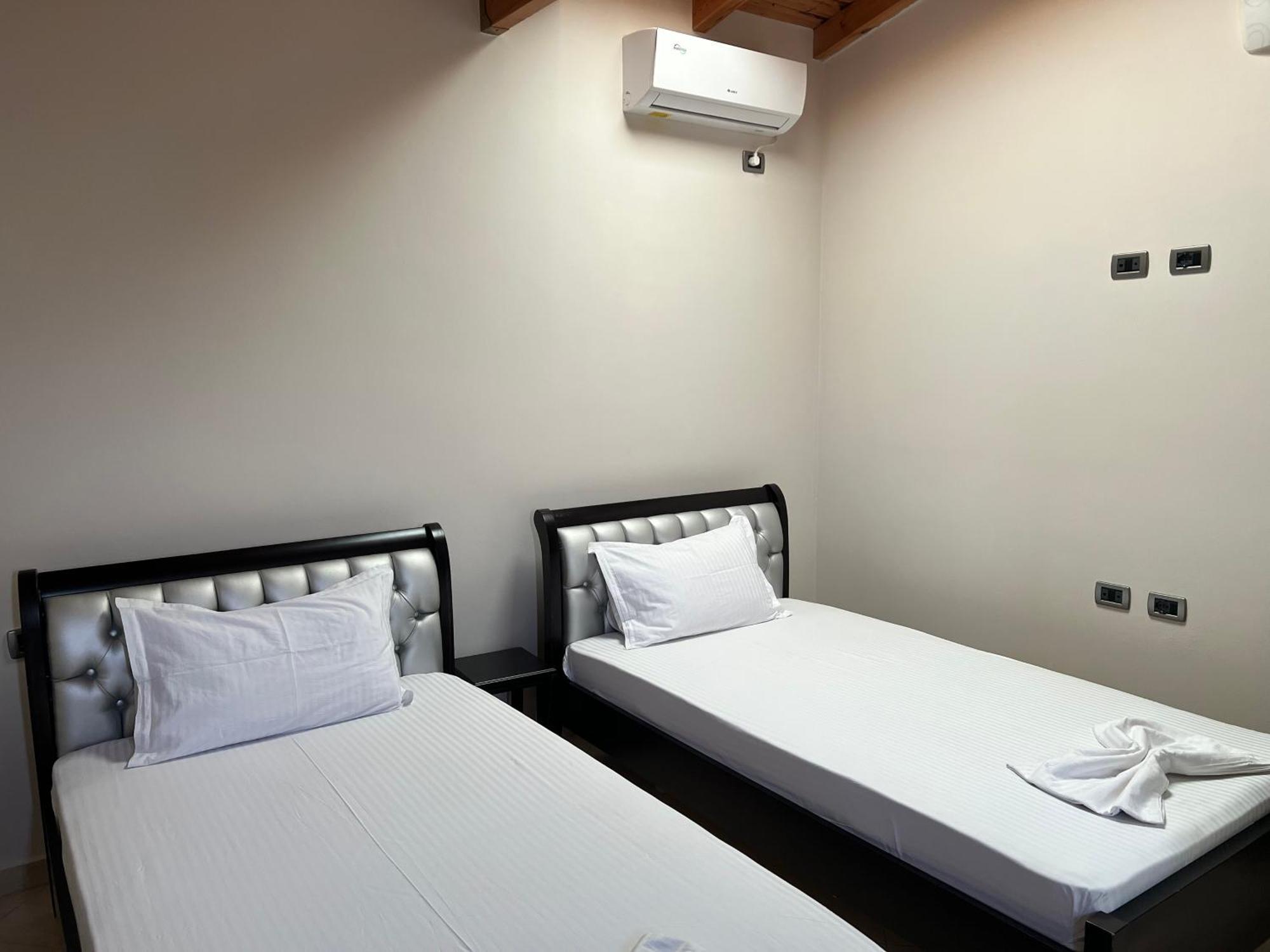 Amazing Familiar Apartments And Rooms Sarandë Buitenkant foto
