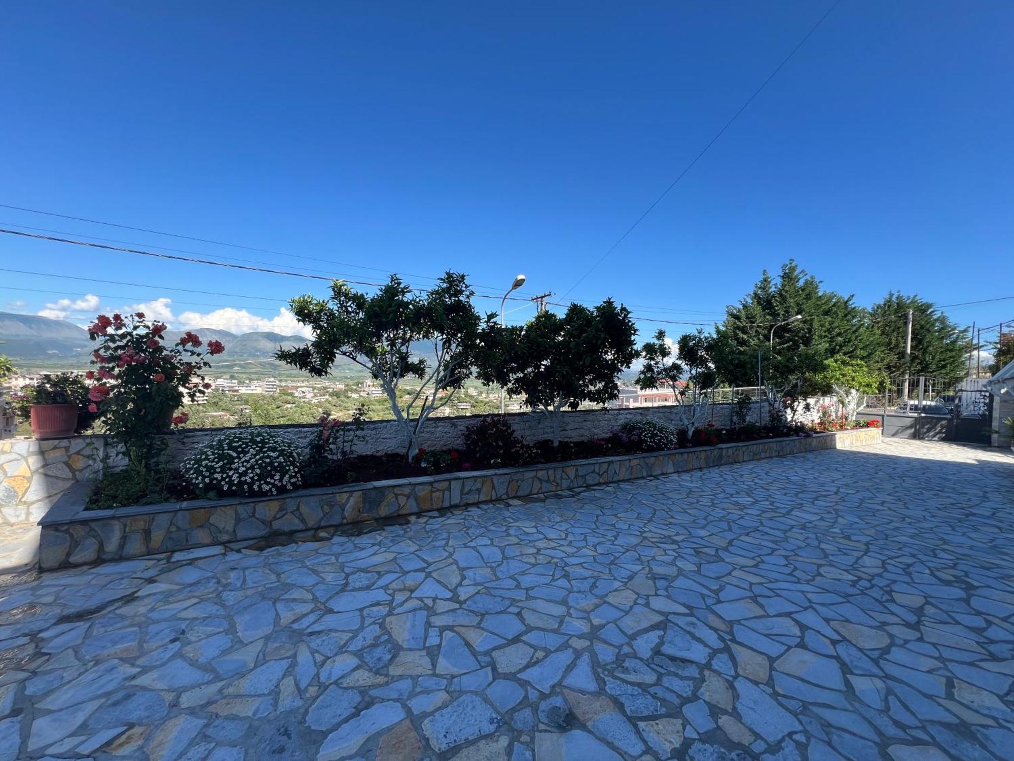 Amazing Familiar Apartments And Rooms Sarandë Buitenkant foto