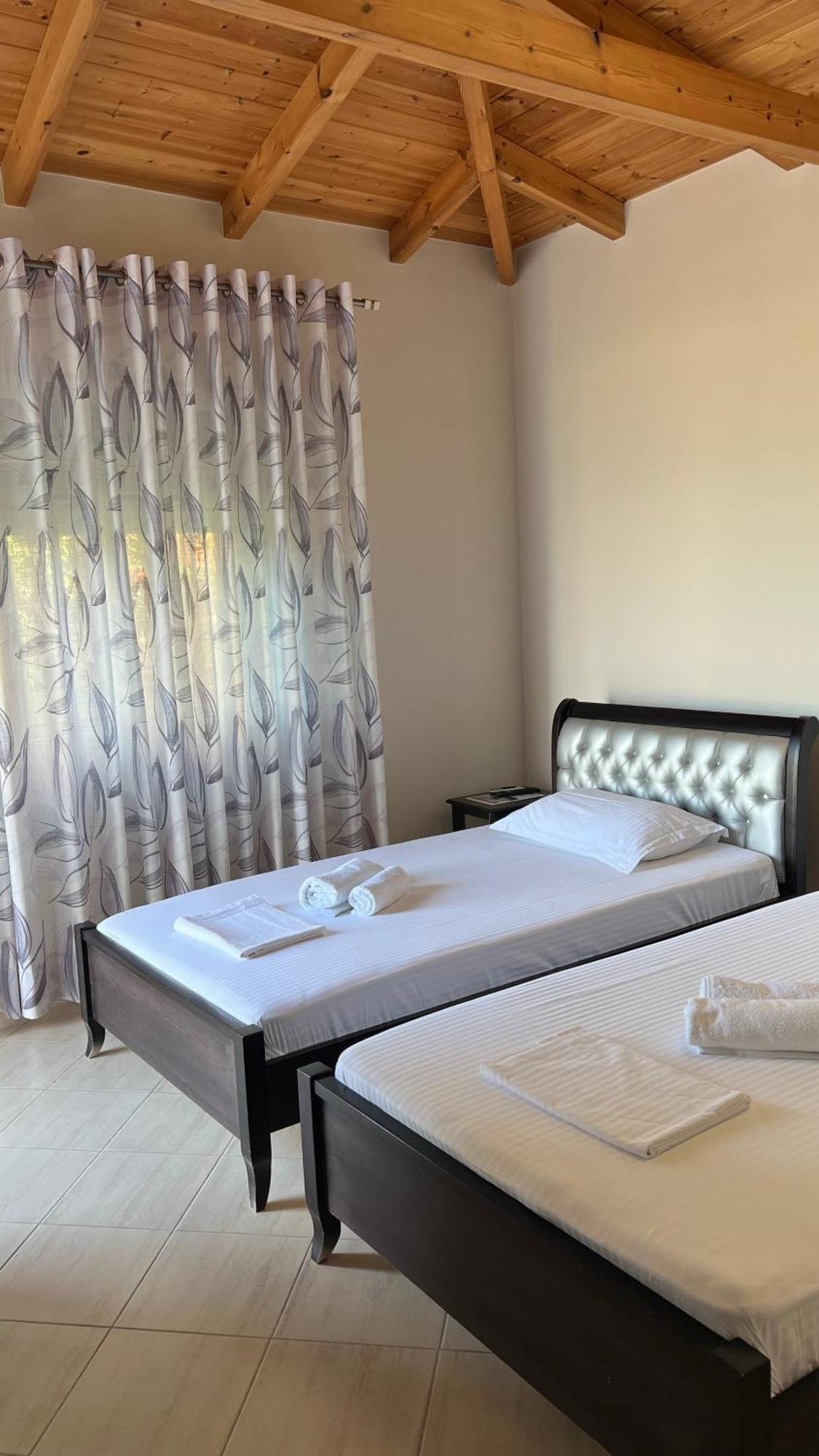 Amazing Familiar Apartments And Rooms Sarandë Buitenkant foto